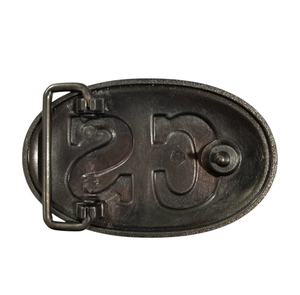 Boucle de ceinture ovale style vintage CS avec large sangle en cuir noir, accessoire métallique durable pour un usage décontracté ou historique - Product Image 6