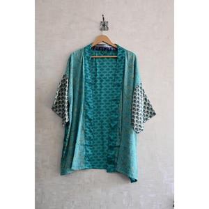 Kimono de Seda Indio Hecho a Mano para Mujer, Bata Corta Estampada para Dormir, Ropa de Estar en Casa - Product Image 2