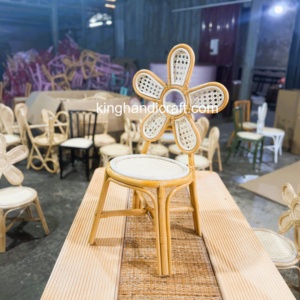 Silla de Mimbre Natural Hecha a Mano para Niñas, Silla Infantil para Eventos, Bodas y Ceremonias, Venta al Por Mayor de Fábrica - Product Image 2