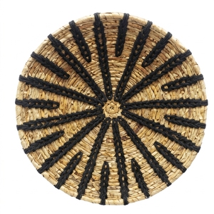Cesta de pared de macramé de corteza de plátano natural, bandeja redonda poco profunda con diseño de estrella radial y sol negro, decoración de habitación de arte puro, cesto de artesanía boho - Product Image 1