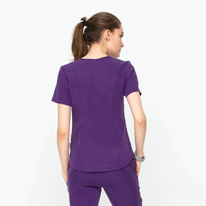 Bata de Laboratorio Unisex de Diseño Largo, con Tejido Suave 100% Algodón, Movimiento Flexible, Duradera y Cómoda, de Alta Calidad Médica - Product Image 4