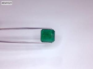 มรกตแซมเบียธรรมชาติทรงแปดเหลี่ยมเจียระไน 12.05 กะรัต คุณภาพสูง พลอยหลวมสำหรับทำเครื่องประดับ - Product Image 2