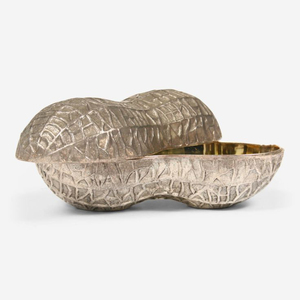 Bol en métal fait main en forme d'arachide avec texture sculptée, intérieur doré, design original pour cadeaux et service alimentaire, articles de cuisine - Product Image 1