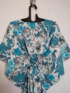 ชุดคลุมชายหาดลายพิมพ์นก ผ้าฝ้าย 100% คอวี แขนสามส่วน ทรงคาฟตัน งานแฮนด์เมดอินเดีย ความยาวระดับเข่า ทรงเอวินเทจ ทรงเอไลน์ โอเวอร์ไซส์ แต่งลูกไม้ สำหรับฤดูร้อน - Product Image 3