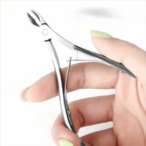 Kit Profesional de 6 Piezas para el Cuidado de Uñas y Cutículas de Acero Inoxidable - Tijeras Resistentes, Lima de Uñas, Empujador de Cutículas, Cortaúñas, Tijeras - Product Image 5