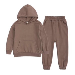 Ensemble de vêtements de sport pour filles, vêtements de sport légers, vente en gros de vêtements d'exercice pour enfants, tenue athlétique confortable, fabricant de vêtements extensibles pour enfants - Product Image 5