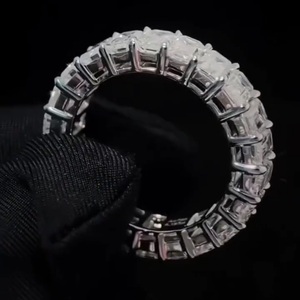 เพชรทรงกลมเจียระไนแบบบริลเลียนท์ น้ำหนัก 0.50 กะรัต สีแฟนซีไววิด ฝังในตัวเรือนทอง 14K สำหรับแหวนหมั้นแบบคลาสสิกที่ได้รับการรับรอง - Product Image 2