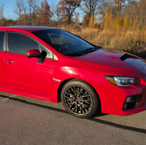 Vente en gros de voitures d'occasion Subaru Impreza WRX STI, manuelles à 6 vitesses, sportives, propres et sans accident, à prix abordable - Product Image 1