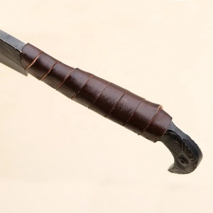 มีดเหล็กกล้าคาร์บอนสูงคุณภาพสูง ตีขึ้นรูปด้วยมือ สไตล์โบราณยุคกลาง ด้ามจับเต็มด้าม พร้อมปลอกหนัง - Product Image 5
