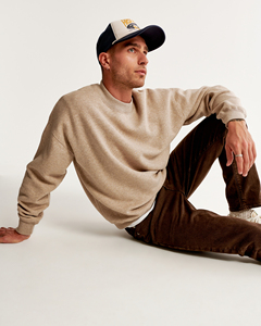 เสื้อสเวตเชิ้ตผู้ชายคุณภาพสูง ผ้าฝ้าย 100% ทรงโอเวอร์ไซส์ พร้อมชุดเสื้อฮู้ดคอกลมสำหรับฤดูหนาว พิมพ์ลายนูนโลโก้ตามสั่ง - Product Image 2