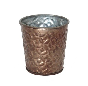 Pot de fleurs en métal décoratif durable pour la maison, le jardin, le balcon et un style floral contemporain - Product Image 6