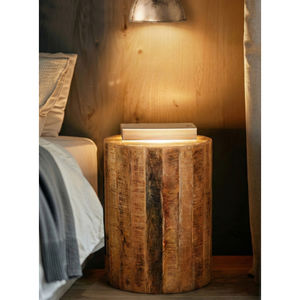 Taburete Redondo de Madera Maciza Estilo Antiguo, Reciclado y Reutilizado para Sala de Estar, Oficina, Comedor, como Mesa de Noche o Mesita de Cabecera - Product Image 1