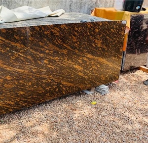 Dalles de granit doré élégantes et de haute qualité, offrant une beauté de pierre naturelle, une finition durable et un design architectural haut de gamme - Product Image 3