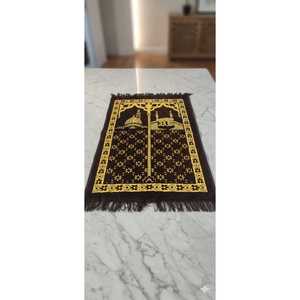 Wholesale Shaine Gold 29x96 Polyester Namaz Prayer Mat Soft Cushioned Solid <b>Islamic</b> Prayer Rug with Foam for Home Mosque Use - Product Image 4