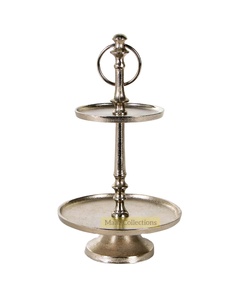 โต๊ะวางเค้กโลหะสีทองแบบสั่งทำตกแต่งงานแต่งงานงานแต่งงานไม่เหมือนใครโดยผู้ส่งออกอินเดียสำหรับพื้นที่สำนักงานหรืองานแต่งงาน - Product Image 3