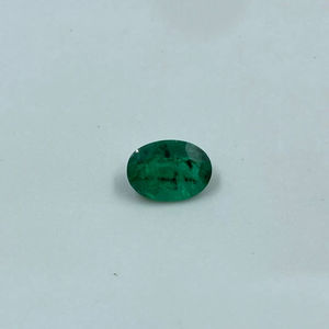 Anillo con Esmeralda Natural de Alta Claridad, Corte Ovalado, Piedra Suelta, Alto Pulido, Personalizado al Mejor Precio - Product Image 1