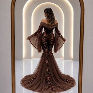 Robe de soirée sirène de luxe marron chocolat avec perles et appliques, taille naturelle, broderie florale 3D et manches transparentes spectaculaires - Product Image 3
