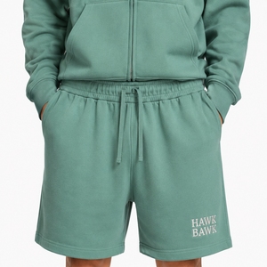 Ensemble sweat à capuche et short pour homme – Style urbain premium, tissu doux et confortable, mode urbaine moderne, coupe décontractée pour le quotidien, agréable pour la peau - Product Image 5