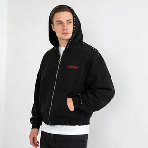 เสื้อฮู้ดดี้ผู้ชายแฟชั่นใหม่ สีดำ ทรงโอเวอร์ไซส์ มีซิปด้านหน้า แต่งหมุด ปลายเสื้อแบบรุ่ย พิมพ์ลายตัวอักษรตามสั่ง สวมใส่สบายๆ ทุกวัน - Product Image 2