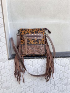 Nouvel arrivage de sac à main à franges en cuir et fourrure d'animal de style occidental sac à bandoulière imprimé léopard sacs de sculpture usinés à la main pour femmes - Product Image 4