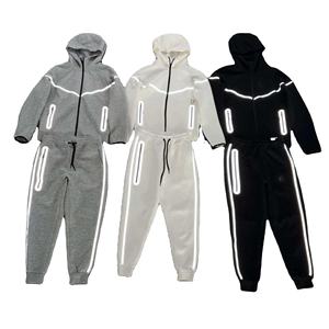 Fabrication de vêtements, survêtements personnalisés pour hommes, fermeture éclair, poids lourd, 100% coton, tissu polaire doux, confortable, taille, taxes, industrie - Product Image 5