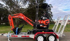 Miniexcavadora Kubota U17-3 sobre orugas – Peso de la excavadora: 3,700 lb, potencia del motor: 16.1 HP - Product Image 6