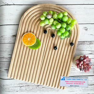 Plateau de service en bois naturel en forme d'étoile, couleur claire, pour collations, fruits, desserts, apéritifs, fabriqué au Vietnam - Product Image 2