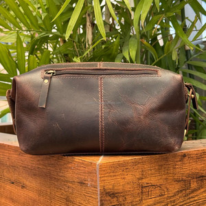 Neceser de cuero de grano completo Premium Kit de Dopp de estilo vintage con bolsillo deslizante externo Costura duradera y diseño listo para viajar - Product Image 6