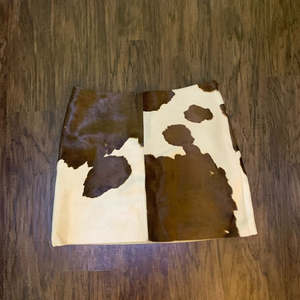 Ropa de Moda de Alta Calidad, Falda de Cuero Vacuno Cómoda, Estilo Único, Diferentes Colores, Falda de Cuero Vacuno para Mujer - Product Image 6