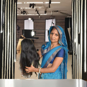 Extensions de cheveux humains vierges indiens en vrac 100% naturels Style ondulé en gros de la fabrication de temple Cheveux humains - Product Image 2