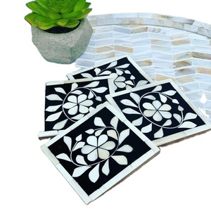 ชุดถาดรองแก้วกาแฟและชาแบบฝังกระดูกอเนกประสงค์เป็นมิตรกับสิ่งแวดล้อม4ชิ้นแผ่นไม้ไผ่แบบคลาสสิกสำหรับบ้านร้านอาหารโต๊ะในโรงแรม - Product Image 1