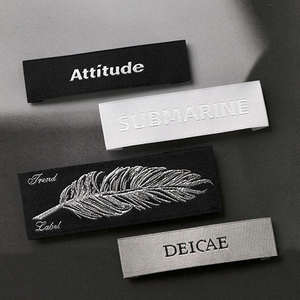 Etiquetas Rectangulares Tejidas Personalizadas Ecológicas para Ropa, Zapatos y Bolsos, Etiquetas de Talla y Marca de Marca Privada - Product Image 1
