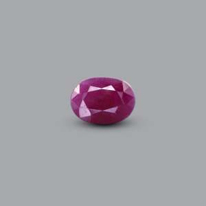 4.45 Carat Oval Cut African Ruby Loose Gemstone for Fine Jewelry - Product Image 1