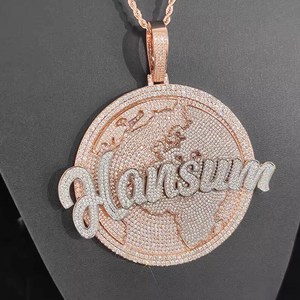 Pendentif couronne empilable en moissanite et diamant, plaqué or rose, avec strass en cristal, breloque de luxe à thème, unisexe, pour usage quotidien - Product Image 3