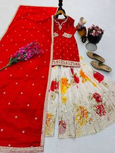LD CREATION - Salwar Kameez de Diseño en Crepé de Seda Bordado, Moderno, Elástico, Reversible, Antiarrugas, con Protección Solar, en Organza - Product Image 5