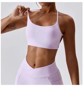 Soutien-gorge de sport sans couture personnalisé OEM pour femme, avec bretelles croisées et coussinets amovibles, idéal pour la gym, le yoga, le fitness, l'entraînement et la course à pied - Product Image 3