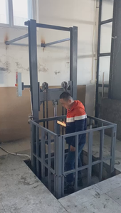 ลิฟต์บ้านแบบติดตั้งภายนอก 3 ชั้น ใช้งานง่าย สำหรับสองคน ลิฟต์ห้องใต้หลังคาภายนอกพร้อมห้องโดยสารหรูหราสำหรับบ้าน - Product Image 4