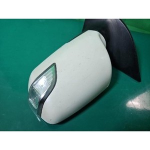 กระจกมองข้างคาร์นิวัลแบบใช้แล้ว รุ่นซ้าย - Product Image 4