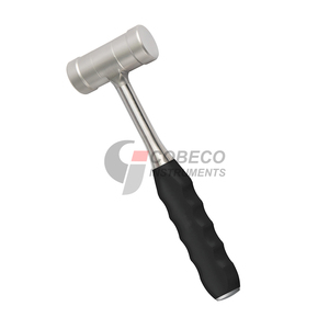 Maillet chirurgical manuel à double tête, en acier inoxydable, conçu pour diverses procédures sur différentes densités osseuses - Product Image 5