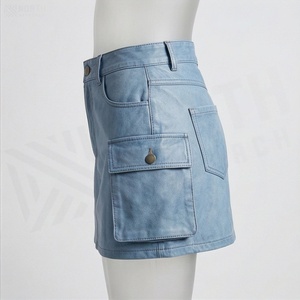 Jupe courte en jean taille haute pour femme, style cargo avec poches, couleur unie, à porter toute l'année - Product Image 3