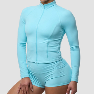 Veste de sport zippée grande taille pour femme, avec poches, sans capuche, pour la course et le yoga, coupe ajustée, avec trous pour les pouces, extensible dans quatre directions, séchage rapide - Product Image 2