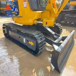 รถขุดตีนตะขาบ Komatsu PC35 PC35MR มือสอง ราคาโรงงาน พร้อมบุ้งขุด ขายเครื่องจักรกลหนักมือสอง - Product Image 3