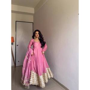 ชุดกาวน์ anarkali สำหรับงานปาร์ตี้ชุดอินเดียและปากีสถานพร้อมด้ายและงานตามลำดับ - Product Image 5