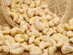 Nueces de Anacardo Tostadas y Saladas de Fábrica en Vietnam, Sin Piel, OEM, ODM, Venta al por Mayor, Exportación - Product Image 6