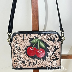 New Personalized Handmade Hand Tooled Cowhide Leather Crossbody Purse With Adjustable Strap Genuine Leather Women's Sling Bags - Product Image 1