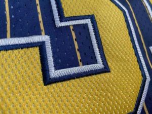 ชุดยูนิฟอร์มกีฬาแบบกำหนดเองสำหรับทีมชายหญิง ชุดใหม่สำหรับนักกีฬาชายหญิง นักเรียน และผู้ใหญ่ อุปกรณ์ฝึกซ้อมบาสเกตบอล - Product Image 3