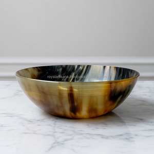 Cuenco Decorativo de Lujo de Cuerno de Búfalo – Cuenco Hecho a Mano para Frutas y Servir con Incrustaciones Circulares para Decoración del Hogar - Product Image 4
