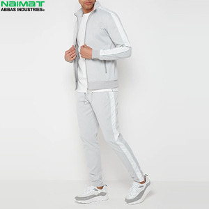 Chándal Deportivo Multibolsillos para Hombre, con Almacenamiento Seguro, Chaqueta Deportiva para Gimnasio y Running, Pantalones Jogger, Ropa Deportiva - Product Image 3