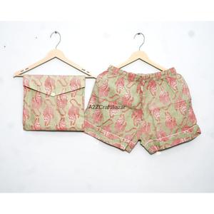 Ensemble de pyjama pour femme 100 % coton, décontracté, avec imprimé dessin animé mignon, respirant, séchage rapide, avec short taille haute à cordon de serrage - Product Image 2