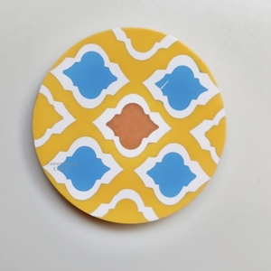 Sous-verres incrustés en résine phosphorescente Hexa Sous-verres uniques faits à la main avec effets lumineux Décoration et accessoires Tapis et coussinets - Product Image 6